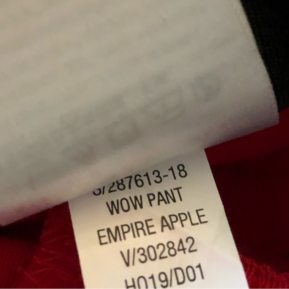 Old Navy Wow Pants in Apple 🍎 Red good used condition like new💖 - Picture 3 of 14